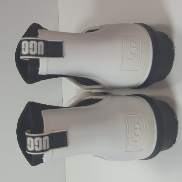 UGG White and Black Ankle Rain Boots Size 10 - Picture 3 of 16